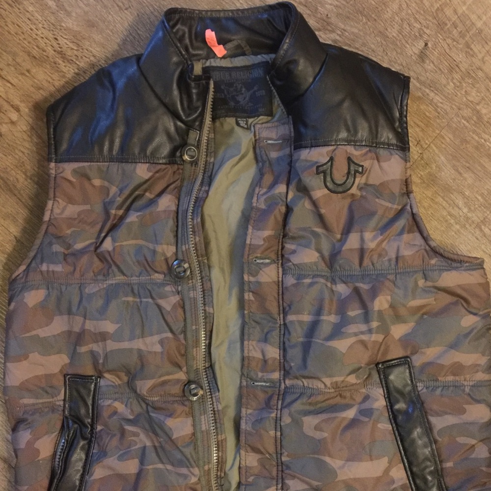 Camouflage vest
